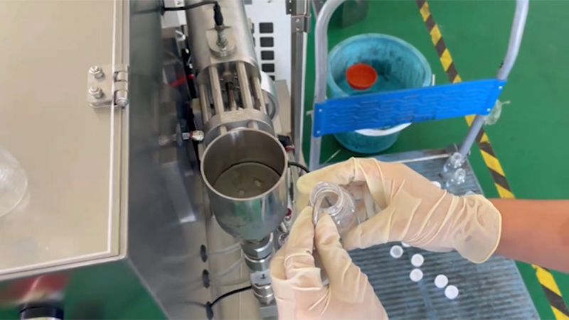 Microfluidic High-Pressure Homogenizer